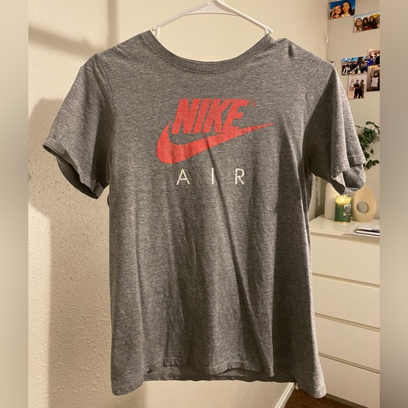 nike tshirt - Picture 1 of 2